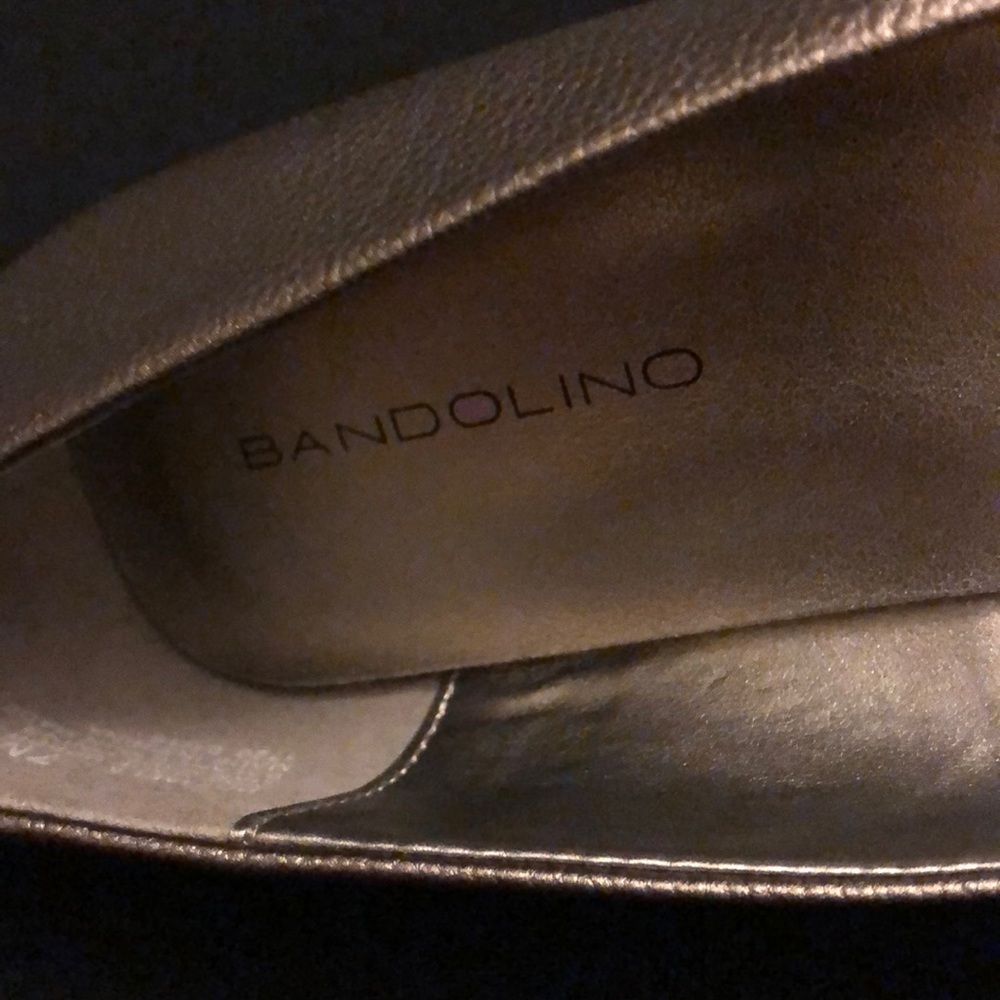Shoes - Picture 4 of 7